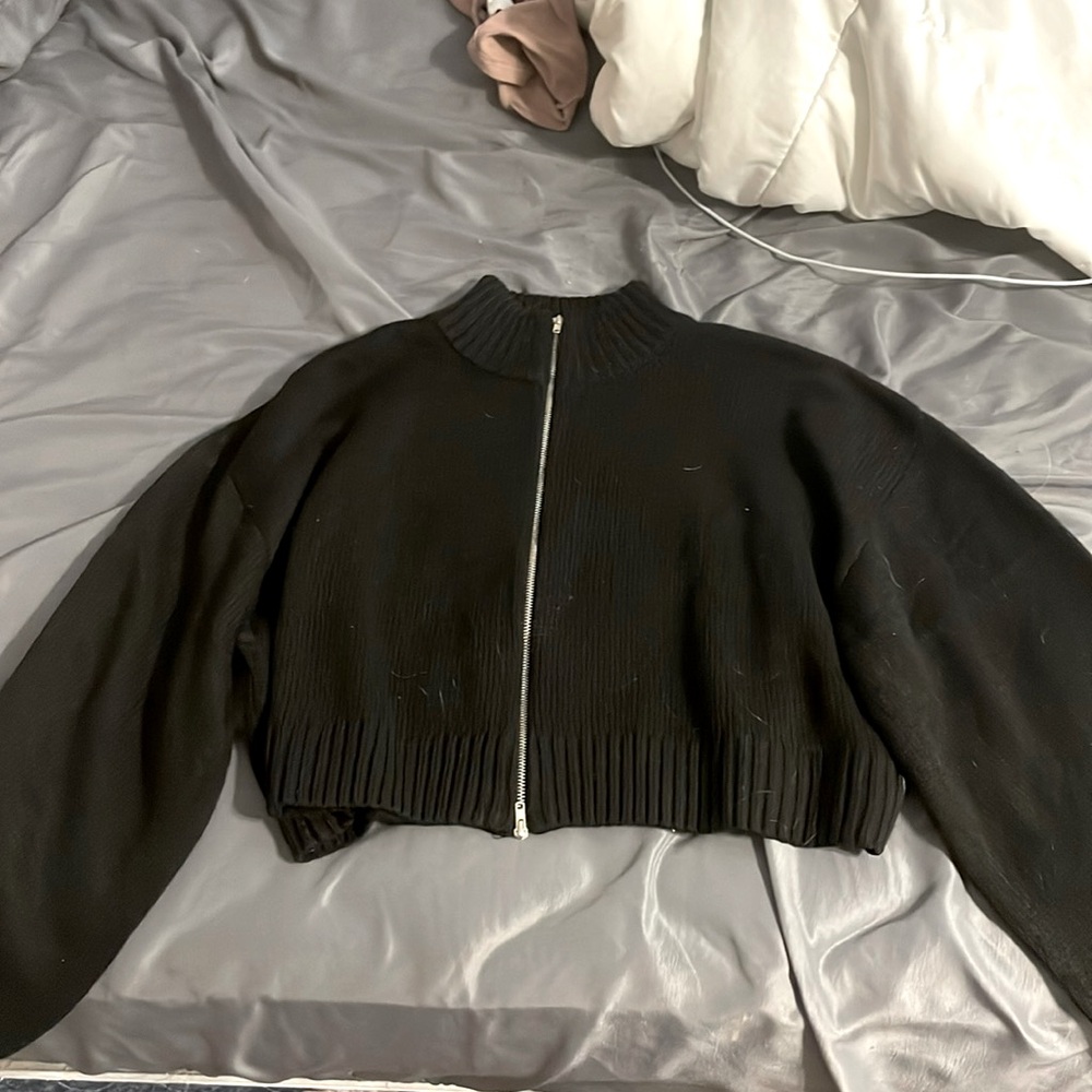 Black H&M turtle neck sweater